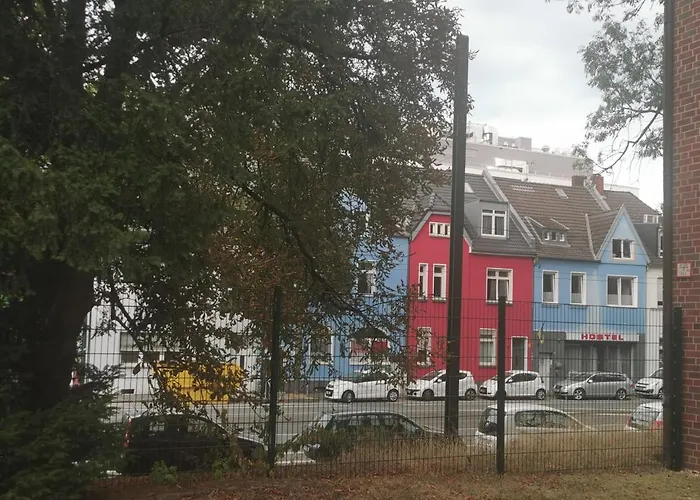 Adam'S Hostel - Self Check-In & Only Private Rooms Düsseldorf